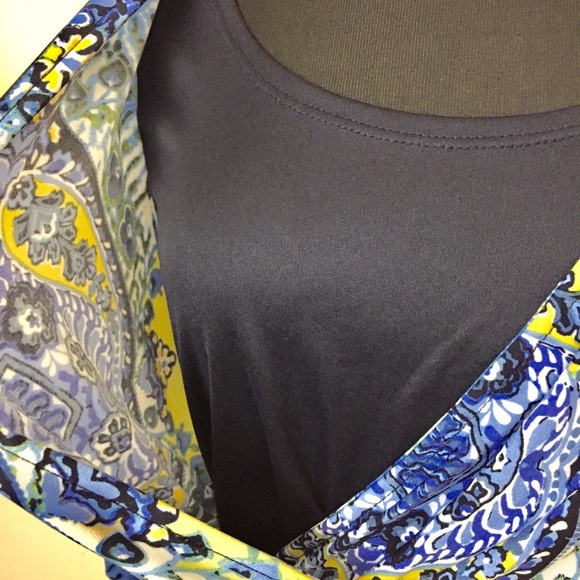 En Focus Printed V-Neck Maxi Dress - Picture 5 of 6